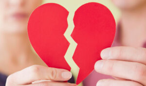 relacionamentos tóxicos, como identificar um relacionamento tóxico, como sair de um relacionamento tóxico, manipulação emocional, dependência emocional, controle no relacionamento, ciúmes excessivo, autoestima e relacionamentos, sinais de um relacionamento tóxico, impacto dos relacionamentos tóxicos, abuso emocional, relações abusivas, relações saudáveis, psicoterapia para relacionamentos, inteligência emocional nos relacionamentos, relações desgastantes, toxicidade emocional, terapia para autoestima, reconstrução emocional, como se livrar de um relacionamento tóxico.