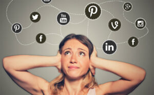 O Impacto das Redes Sociais na Autoestima e Saúde Mental. Já comparou sua aparência, suas conquistas ou sua rotina com o que vê nas redes?