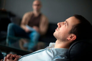 O Papel da Psicoterapia no Tratamento da Ansiedade e Depressão e quais as pincipais abordagens utilizadas no tratamento