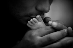 A Saúde Mental do Pai Moderno, em suas múltiplas facetas na sociedade contemporânea, transcende a figura tradicional de provedor.