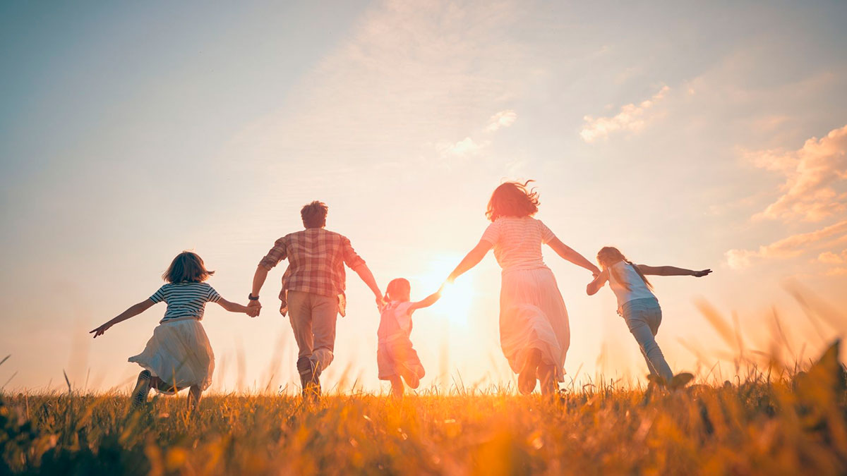 Pais e Filhos Fortalecendo Laços. A construção de um vínculo saudável é um dos pilares mais importantes para o desenvolvimento emocional de uma criança.