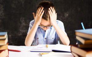 O Poder da Previsibilidade: Como uma Rotina Estruturada Ajuda a Criança com TDAH no Dia a Dia?