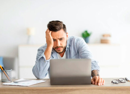 Esgotamento Sensorial Quando o Cansaço Não É Apenas Estresse mas Burnout Autista e TDAH